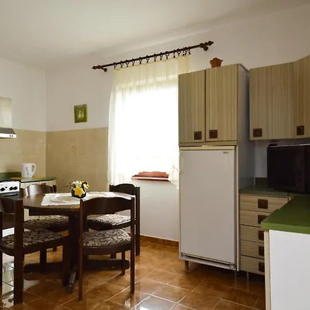 Four-bedroom In I